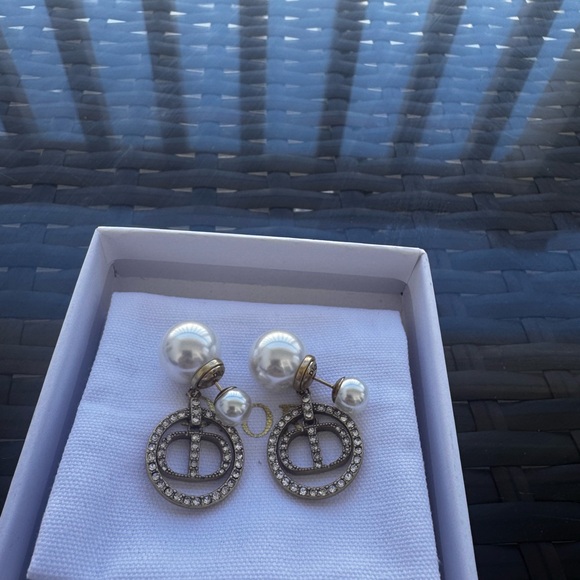 Dior tribal earrings with crystals and faux pear - Picture 5 of 6